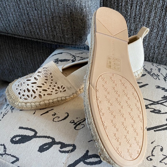 Women’s sandals - Picture 2 of 2